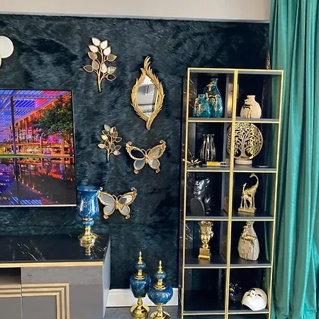 Empire Penthouse Three Bedroom Suite