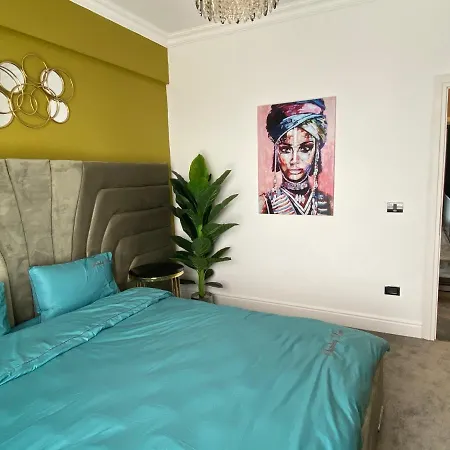 Appartement Empire Penthouse Three Bedroom Suite *