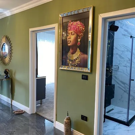 Empire Penthouse Three Bedroom Suite