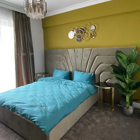 Appartement Empire Penthouse Three Bedroom Suite Năvodari