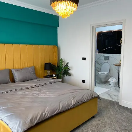 Appartement Empire Penthouse Three Bedroom Suite Năvodari